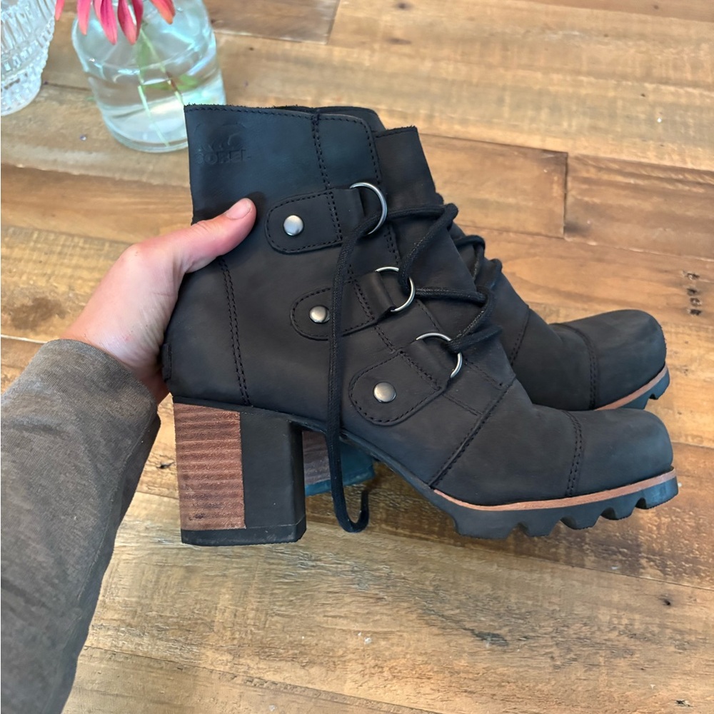 Sorel Addington Block Heel Boots - Size 6
